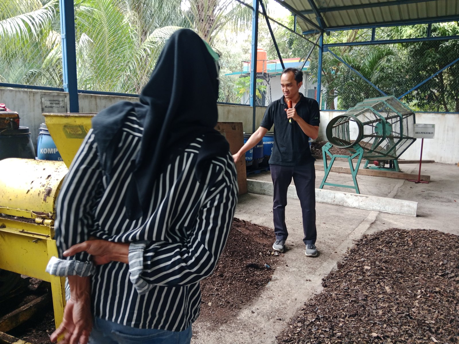 Studi kunjungan ke Div. Lingkungan IP Suralaya unit 1-7