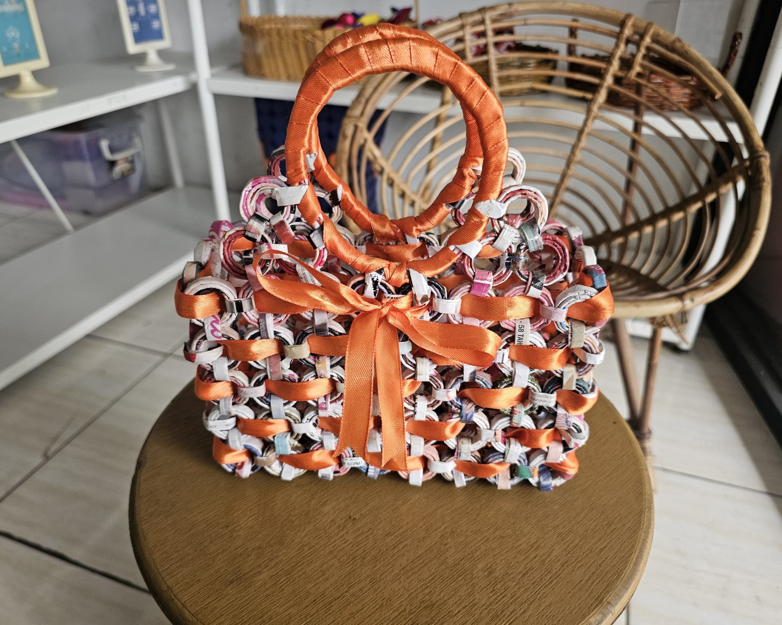 Tas dari koran